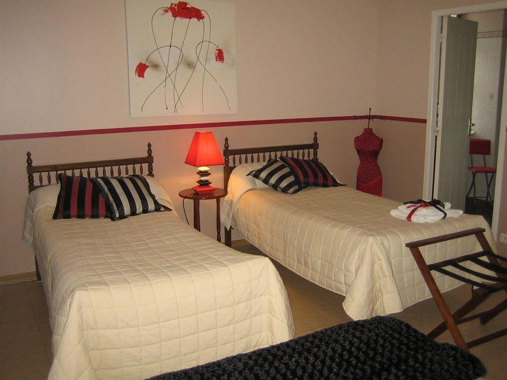 Chambre D'Hotes Domaine Le Castagne Ош Экстерьер фото