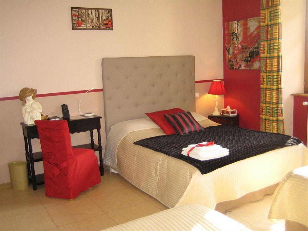 Chambre D'Hotes Domaine Le Castagne Ош Экстерьер фото
